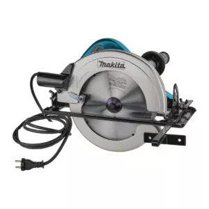 Пила дисковая Makita N5900B
